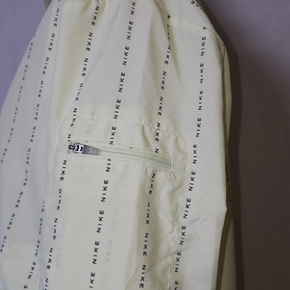 NWT Nike Dri-FIT Icon Clash Pinstripe Barely Volt Windrunner Zip Jacket LG $90 - Picture 9 of 14